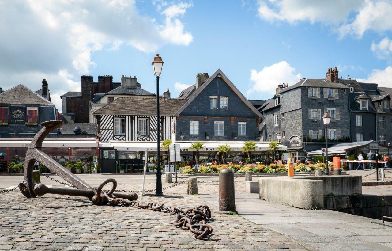 Ibis Styles Honfleur Centre Historique Hotel Exterior photo