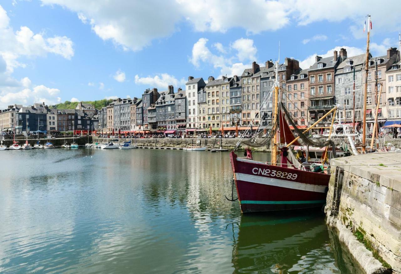 Ibis Styles Honfleur Centre Historique Hotel Exterior photo